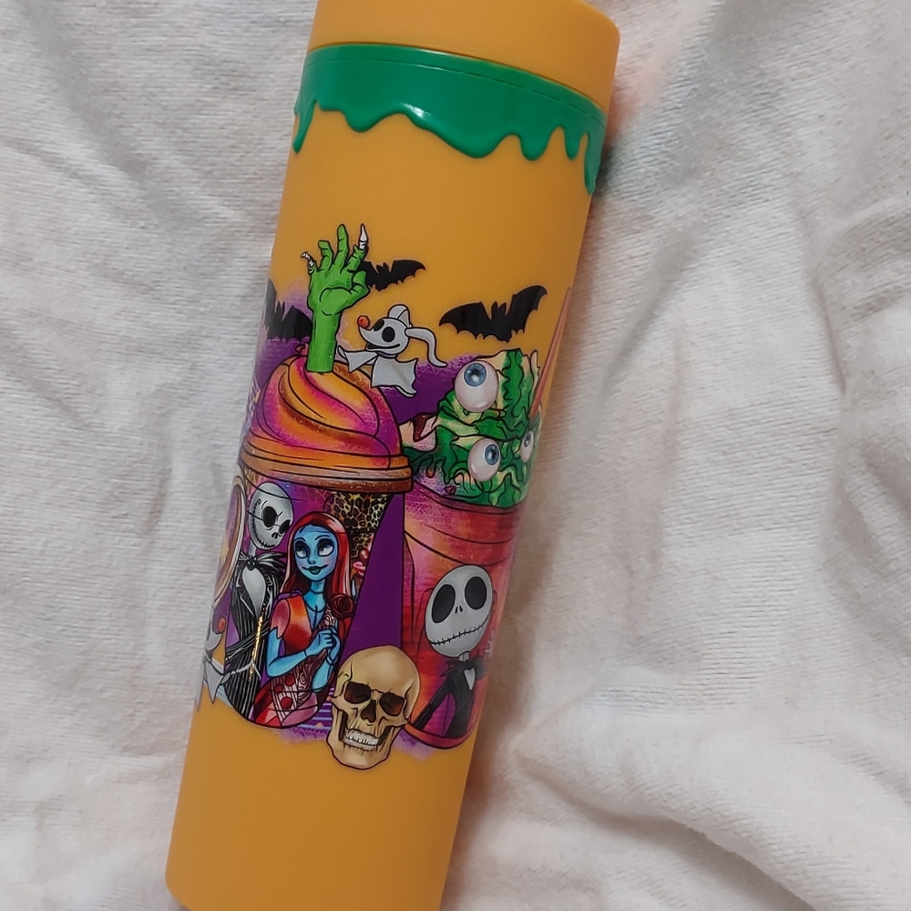 Nightmare before Christmas tumbler - Picture 5 of 16